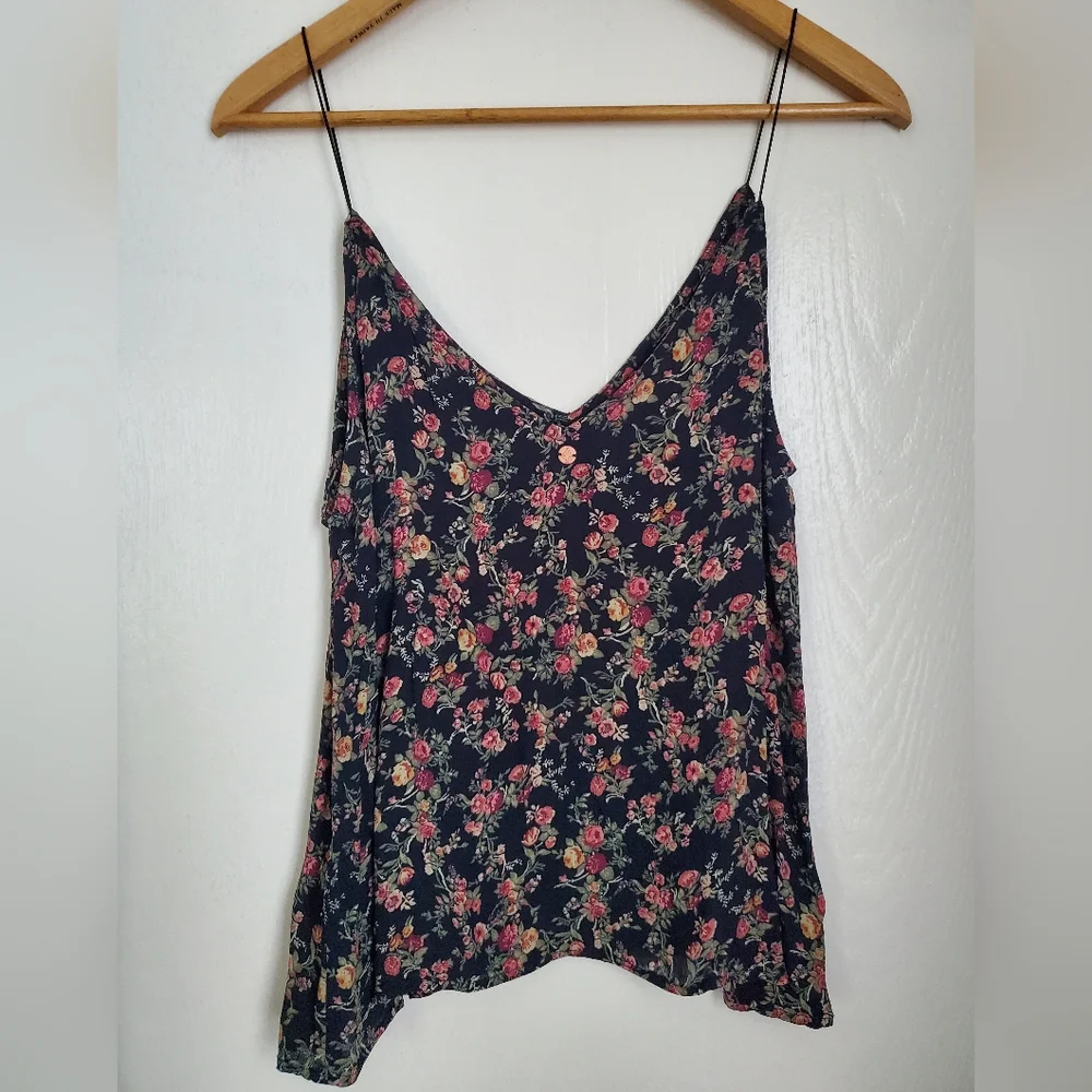 Volcom Top - Picture 4 of 4